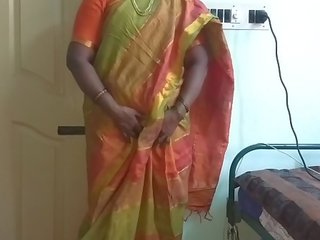 Indian desi maid forced to vid her natural tits to home owner