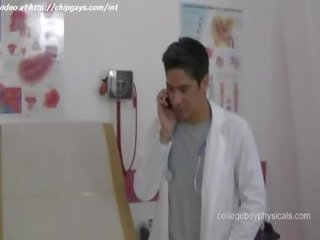 Fresh doctors examines beau